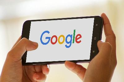 谷歌折叠屏手机专利公布:有望用于自家 Pixel 手机
