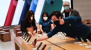 苹果高管称零售店员工加入工会，将会更难让苹果改善员工工作条件