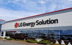 LG投资4.5亿美元新建生产线，为特斯拉生产4680电池
