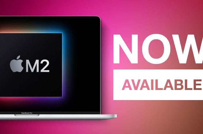 搭载 M2 芯片的 MacBook Pro 现已在 Apple Store 零售店发售