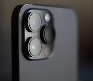 消息称：苹果 iPhone 15 Pro Max 手机将独占配备升级后的长焦镜头和潜望镜技术