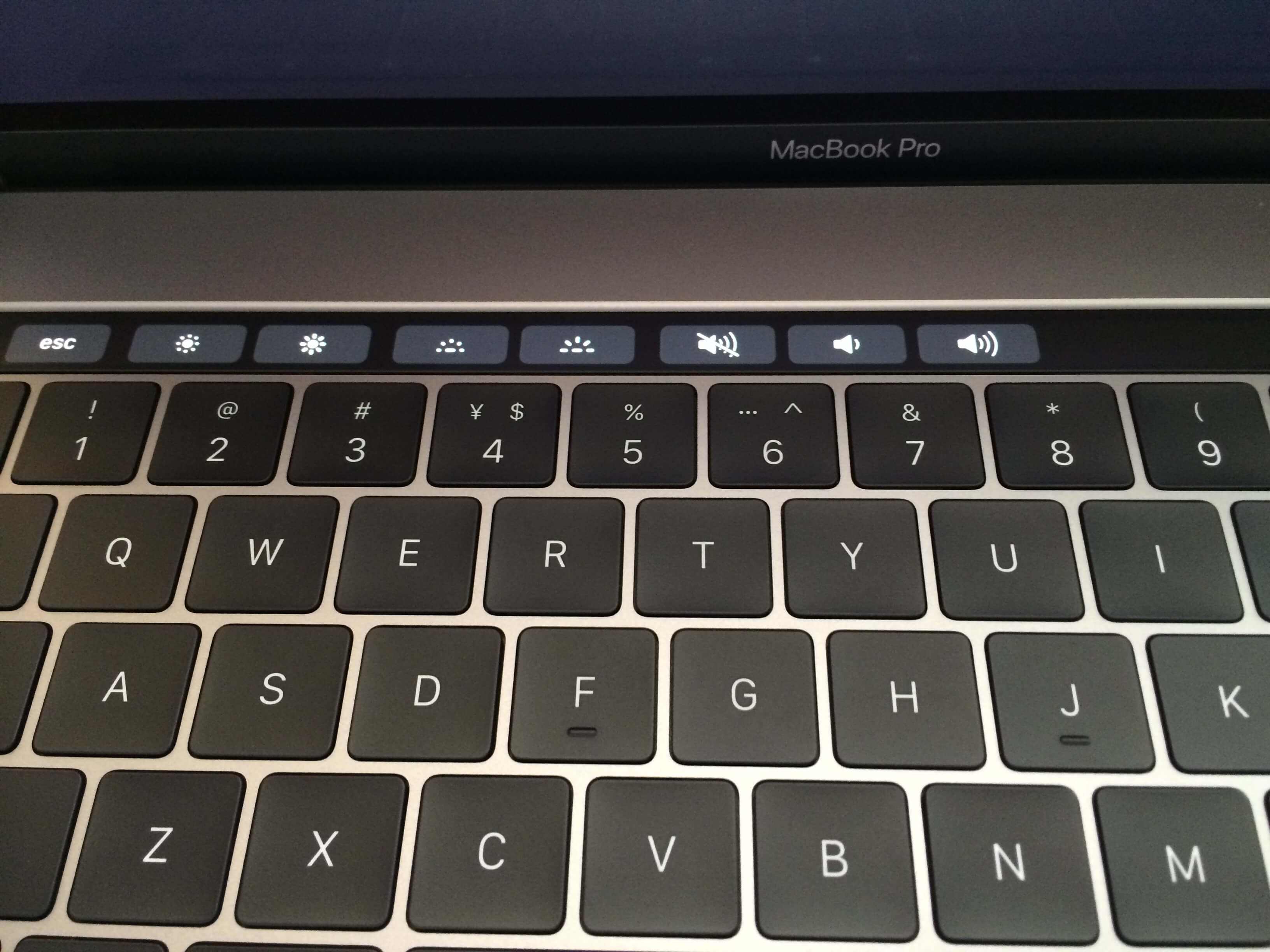 macbookpro怎么显示歌词在键盘
