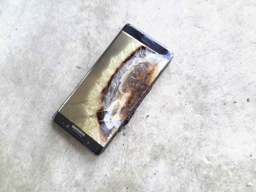 iPhone X在口袋爆炸 造成二度烧伤：男子怒告苹果