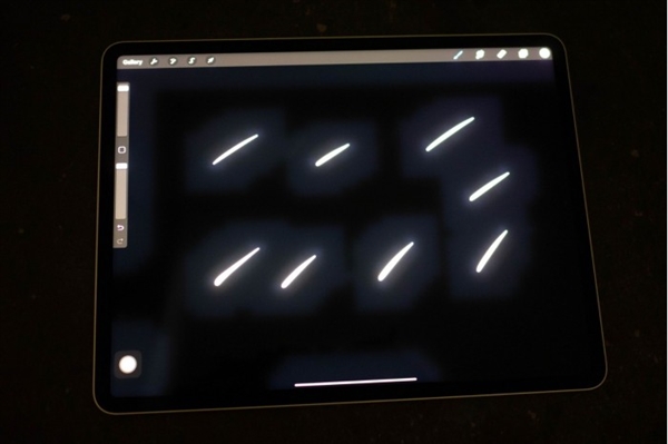 新iPadPro的mini LED屏彻底翻车：最新画面让苹果巨尴尬！