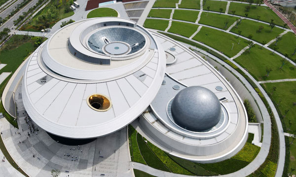 全球规模第一的天文馆开馆，坐落在上海滴水湖畔