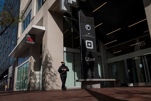Uber将员工返回办公室时间推迟1个月：在办公室须载口罩