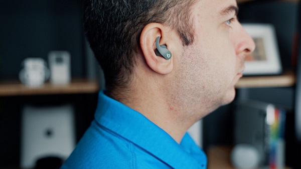 苹果子公司推出Beats Fit Pro无线耳机，拥有主动降噪功能