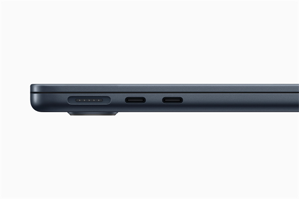 全新13寸MacBook Air/Pro发布：配备M2 芯片、MagSafe快充