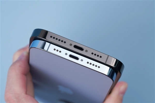 苹果将遵守欧盟有关电子设备统一充电接口的规定 iPhone告别使用12年Lightning接口
