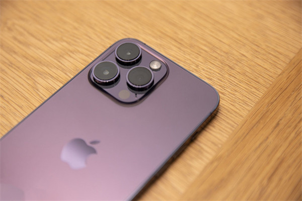 郭明錤表示： iPhone 16 系列可能仅一款最高端机型配备潜望式镜头