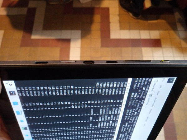 Pine64 推出 Linux 平板电脑：10.1 英寸显示屏+可拆卸键盘