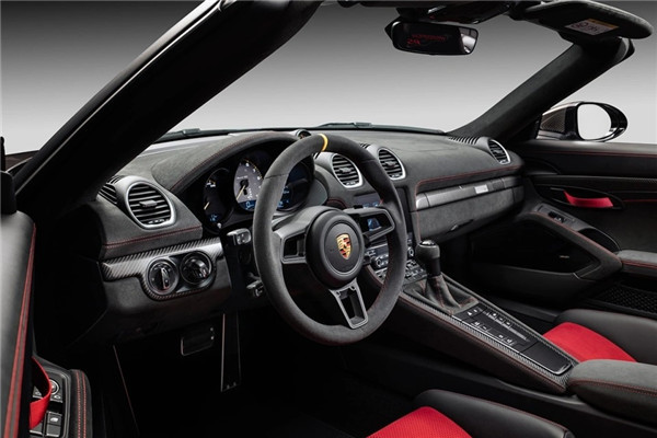 全新保时捷718 Spyder RS开启预售，零售价157.8万元起
