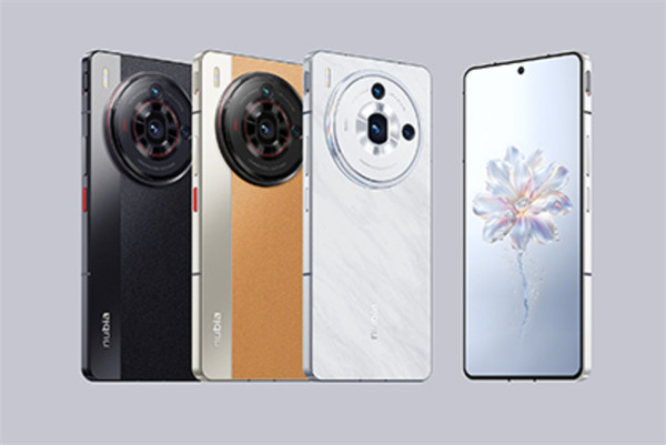 努比亚 Z50S Pro 手机星光摄影套装将于 11 月 4 日上线